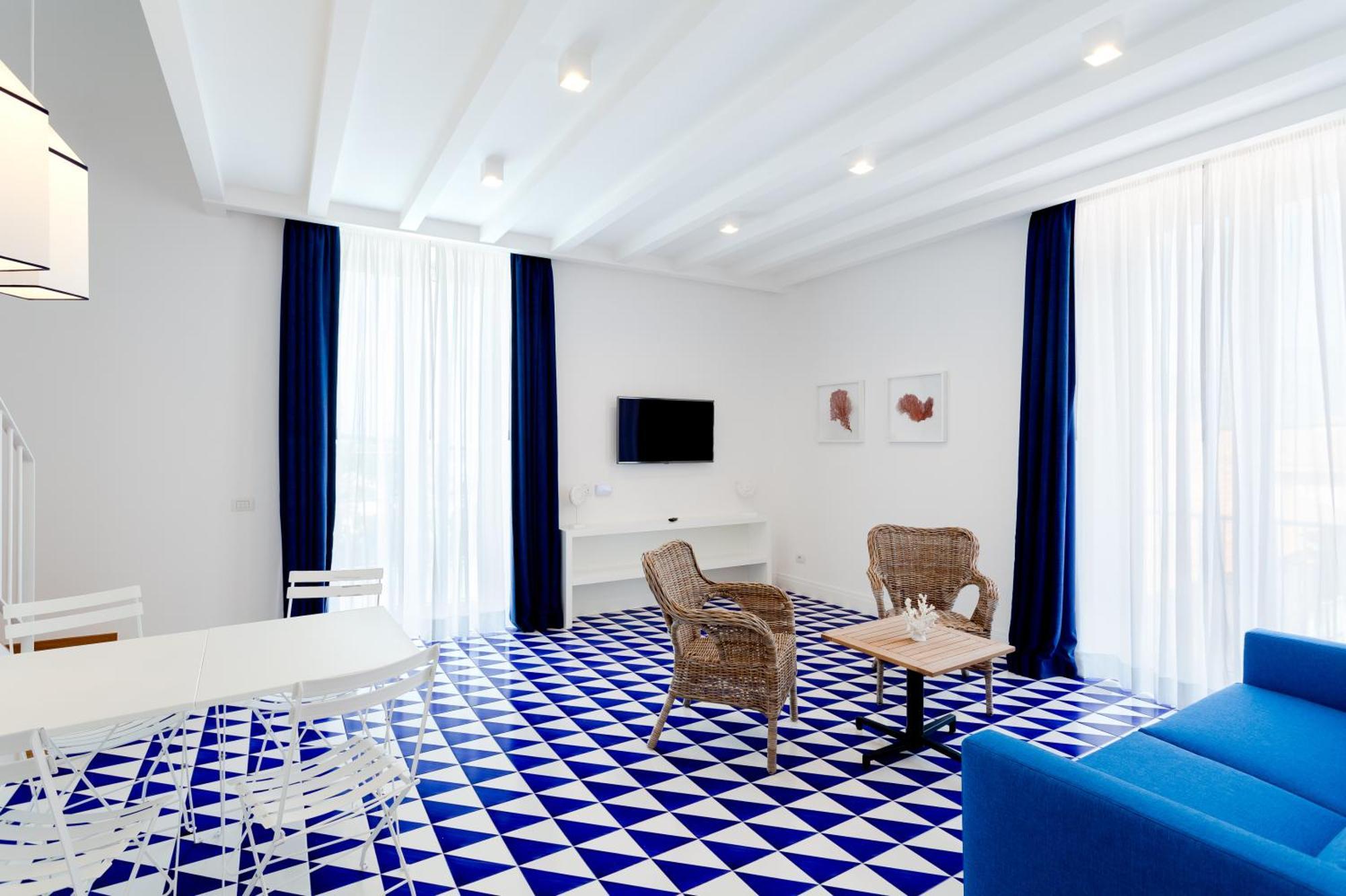 Duplex Suite