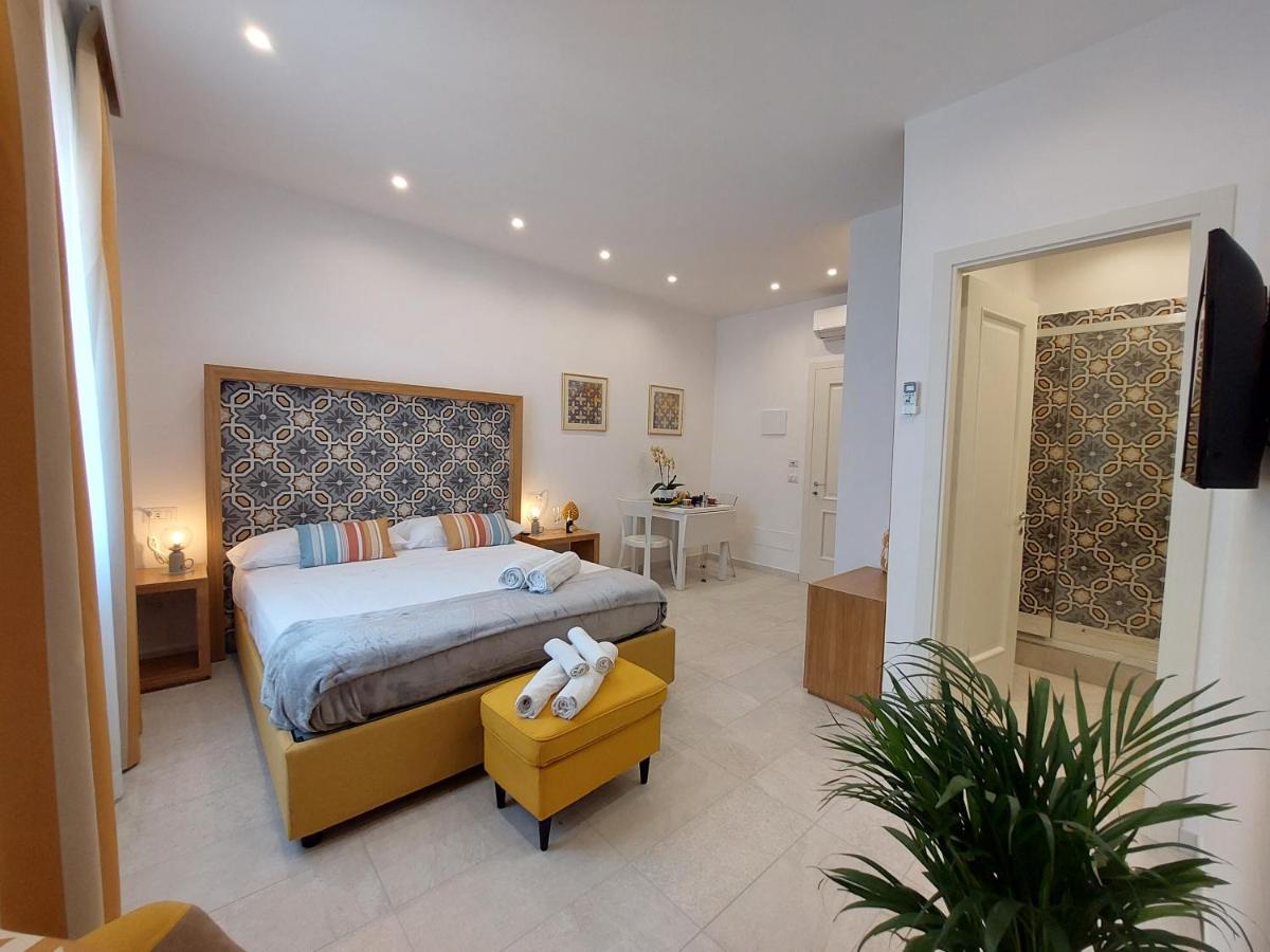 Large Double Room,1228036916:JPEG