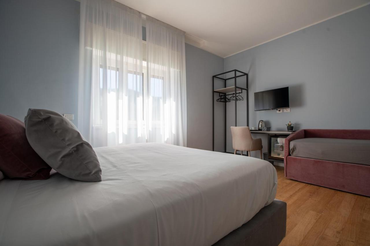 Comfort Triple Room