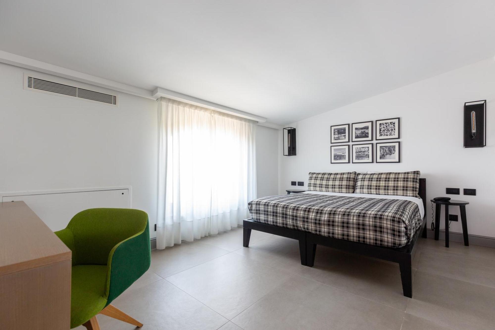Deluxe Double or Twin Room Sea View