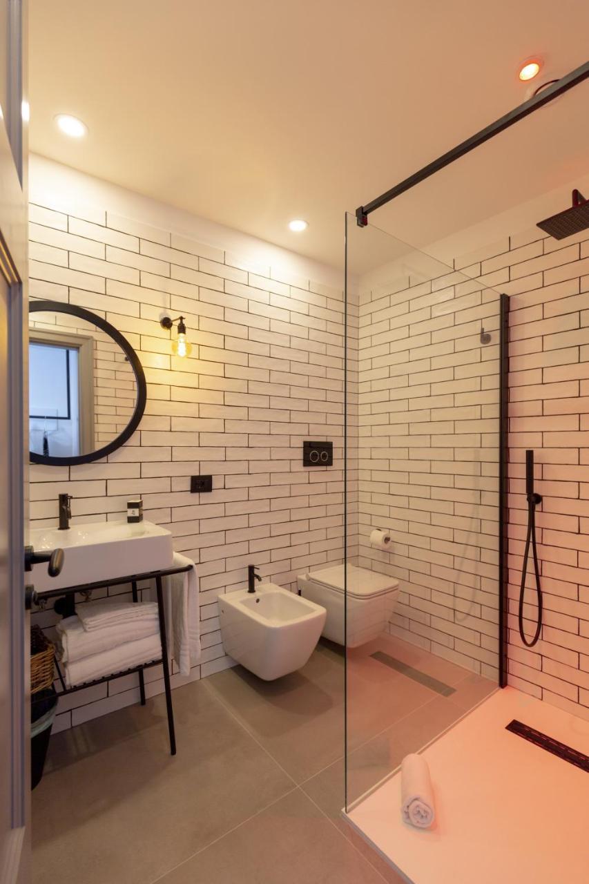 Deluxe Doppel-/Zweibettzimmer mit Meerblick
