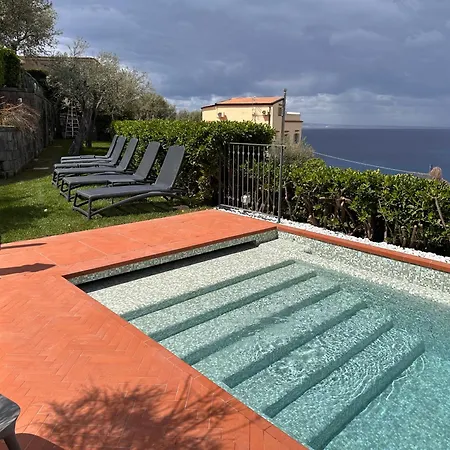 Sorrento & Else-3