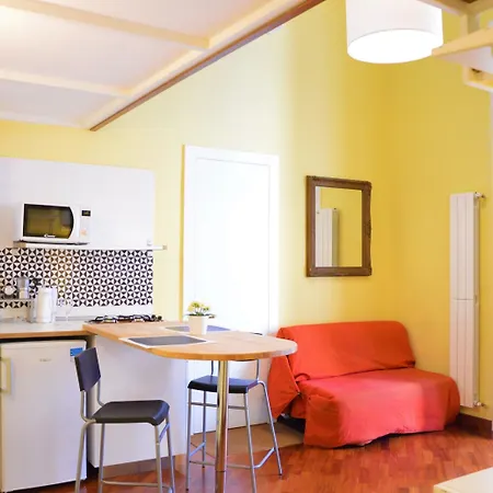 1878 Sorrento Guest House-3